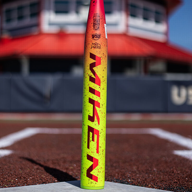 2025 Miken Freak Balanced USSSA 1-Piece Slowpitch Bat
