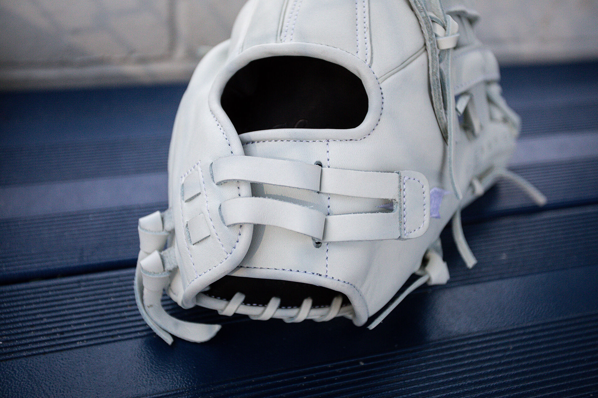 Miken Pro Series 13 in Slowpitch Glove | Miken Miken Pro Series 13 in Slowpitch Glove | Miken