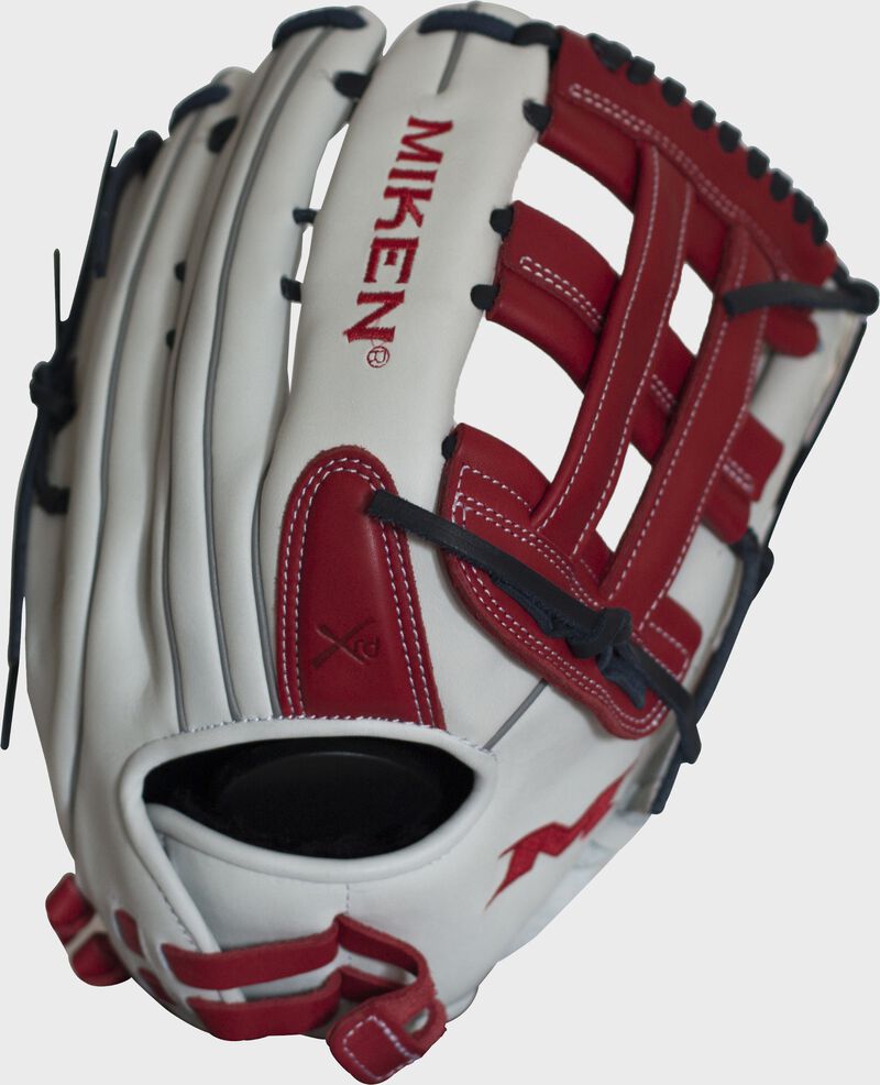 Back of a white/scarlet Pro Series 13 in slowpitch glove with a red H web - SKU: PRO130-WSN