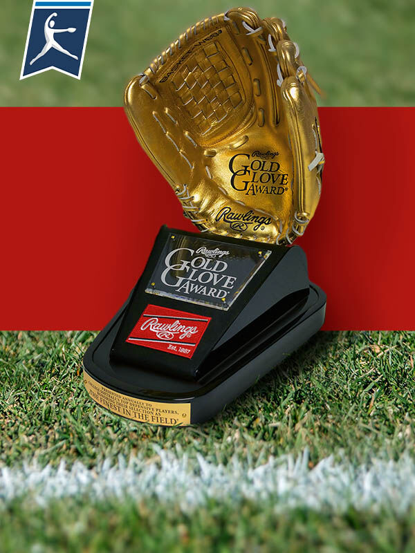 Wolforth Collects ABCA/Rawlings Gold Glove Award - Nova Southeastern  University Athletics
